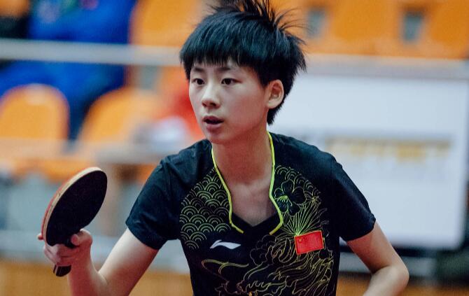 手感冰凉的 手感冰凉的