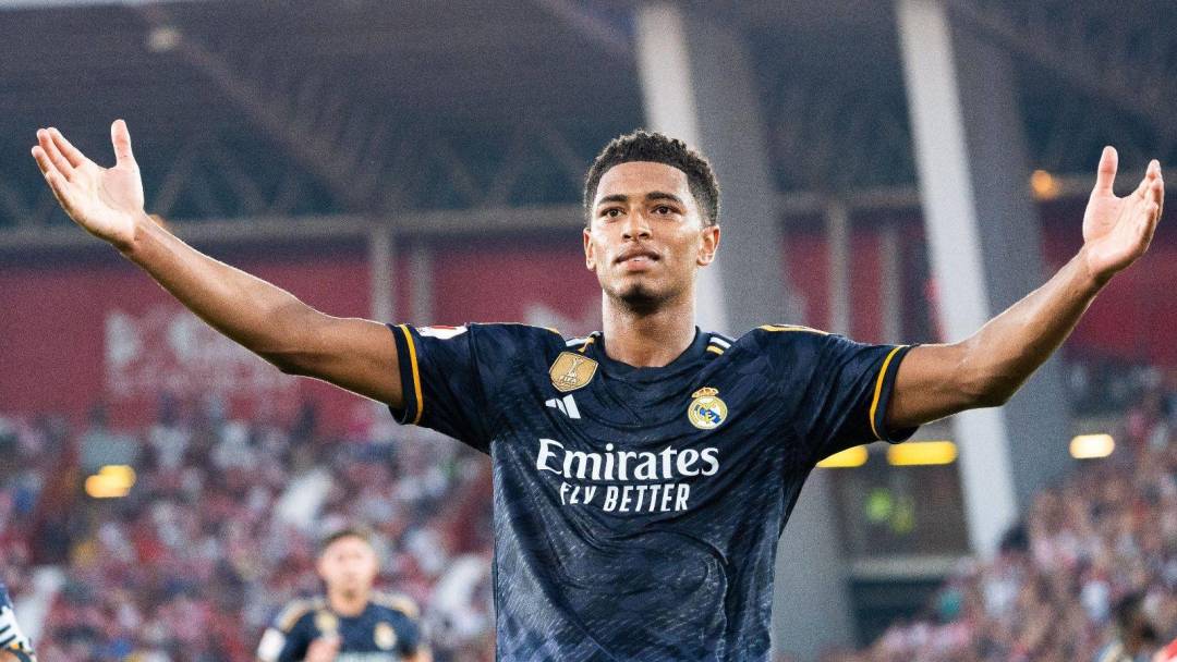 的入场服饰 的入场服饰