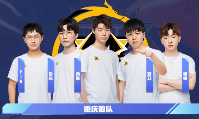 都在为国足 都在为国足